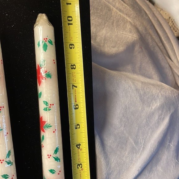 Avon Festive Holiday Taper Candles (Vtg) 2 Poinsettia decorated NIB - Picture 5 of 5